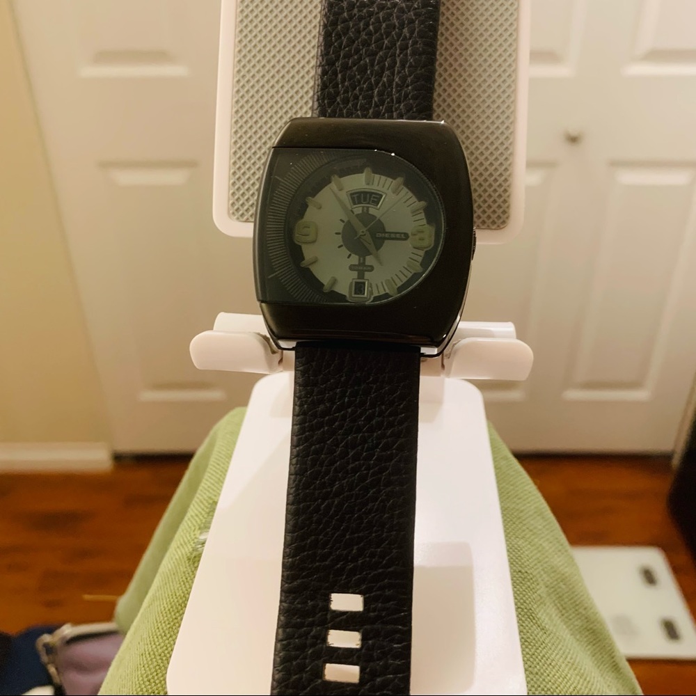 DIESEL watch DZ1133 - Picture 8 of 11